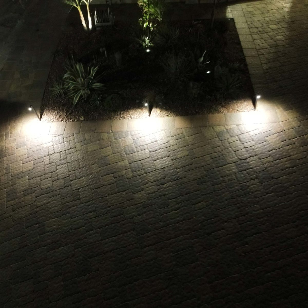 LV Lightings – Best Outdoor LED Landscape Lighting to Adorn Your Space